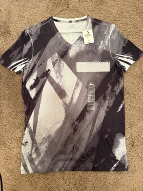 Calvin Klein Men’s Abstract V-Neck Tee — Black & Gray